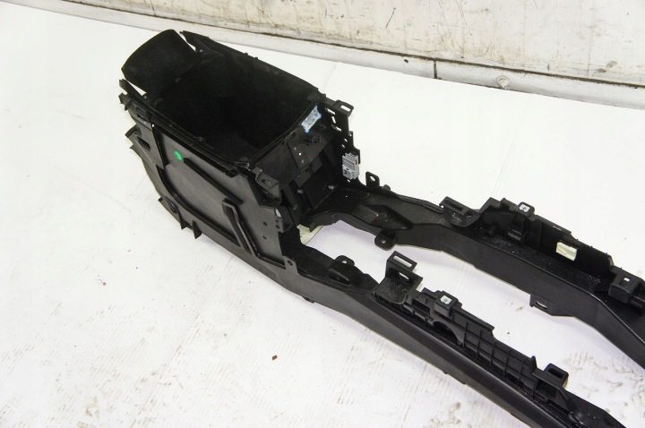 QD209 Ford Mondeo Mk5 Центральный тоннель, фото 3