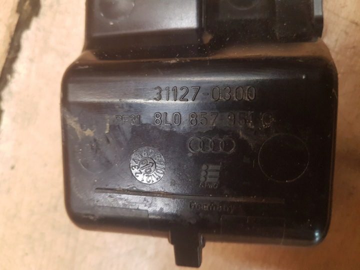 Пепельница Audi OE 8L0857951C, фото 3