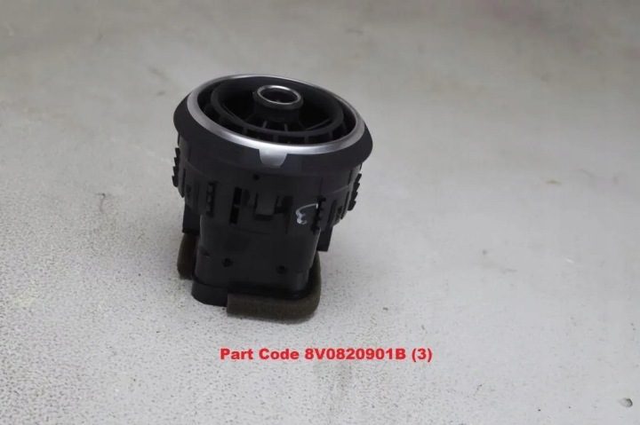 Дефлекторы панели приборного AUDI A3 СЕДАН (8VS, 8VM) 8V0820901B 2.0L, фото 2