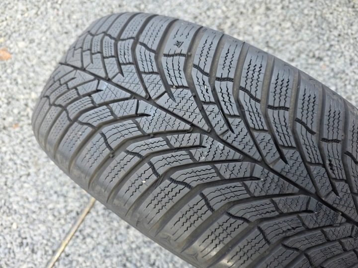 Шина зимняя Kumho WinterCraft WP52+ 205/55R17, фото 2