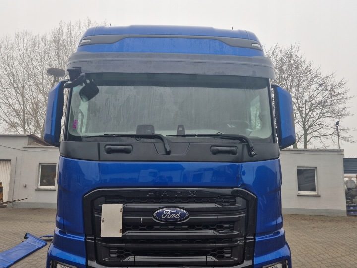 КАБИНА В СБОРЕ FORD F-MAX TRUCKS CARGO 500, фото 6