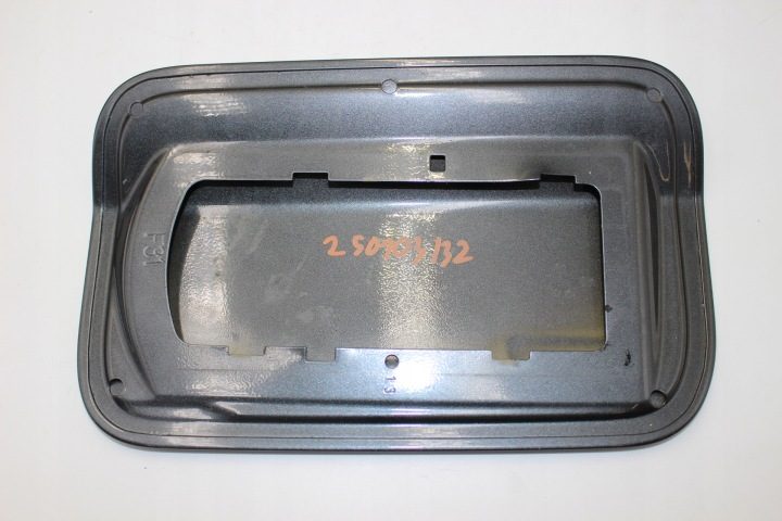 ЛЮЧОК ГОРЛОВИНЫ БЕНЗОБАКА BMW F30 F31 B39 MINERAL GRAU, фото 2