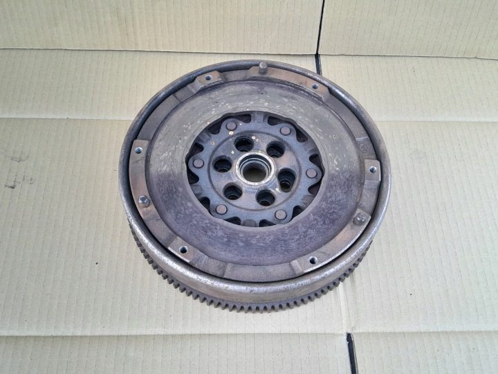 ДВУХМАССОВЫЙ МАХОВИК BMW E90 E91 E92 E93 E81 E87 318i 320I 2.0I 143 л.с. 170 л.с. N43, фото 1
