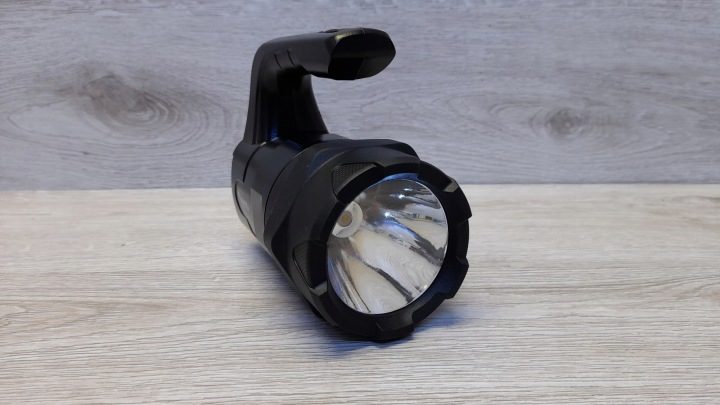 Фонарик VARTA Indestructible BL20 Pro 18751 6W LED 400lm 6x AA IP54 Для 400m, фото 4