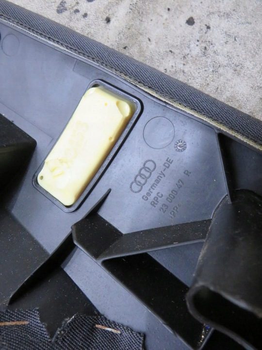 ОБШИВКА ЗАДНЕГО ДИВАНА ЛЕВАЯ AUDI A7 4G 4G0885703, фото 3