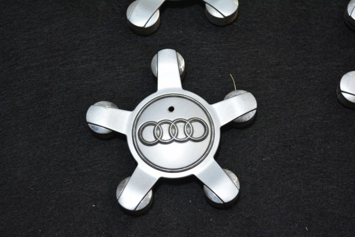 Крышка Audi OE 10 мм Audi 8R0601165, фото 2