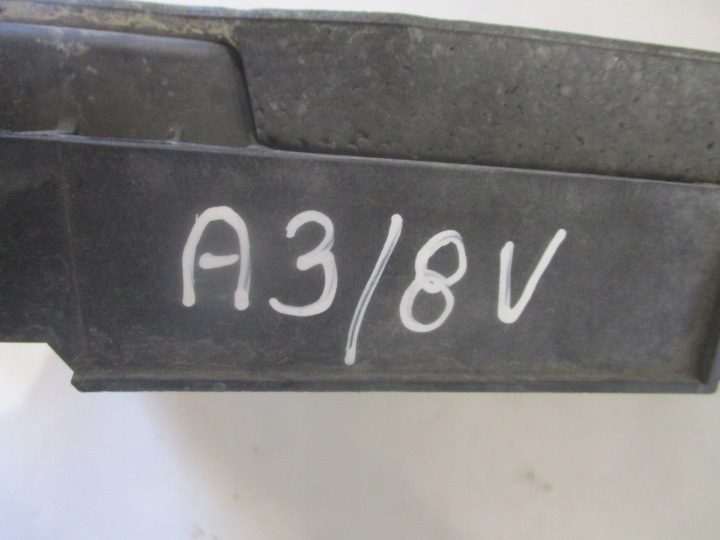 Площадка аккумулятора Audi A3 8V 5Q0915321G, фото 13