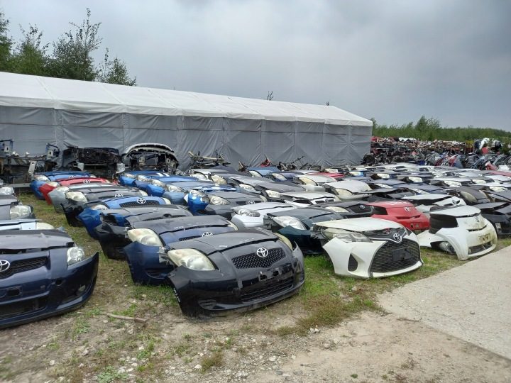Toyota Yaris I молдинг крыши правый уплотнитель крыши, фото 8