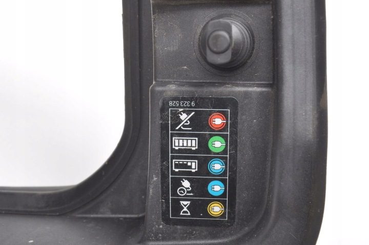 BMW G08 лючок гнезда зарядки A96 7349075 8850958 8848544, фото 6