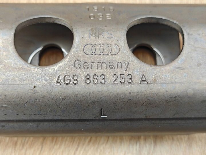 ОРИГИНАЛЬНОЕ КРЕПЛЕНИЕ НАПРАВЛЯЮЩЕЙ БАГАЖНИКА ЛЕВОЕ AUDI A6 C7 AVANT 4G9863253A 52 л.с., фото 4