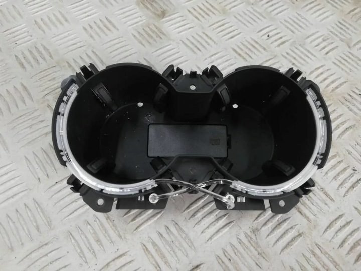 Подстаканник напитки Audi A5 8W 8W0862533D, фото 3