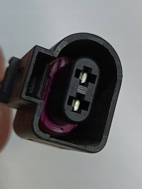 1J0973722A Фишка разъем проводка суппорта заднего трубка VW AUDI 2P, фото 2
