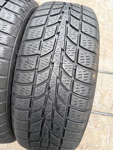 2× Шина зимняя Hankook Winter i*cept RS W442 185/60R15 88 т сцепление на снегу (3PMSF), усилитель (XL), фото 2