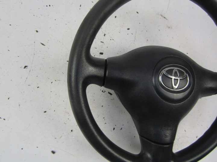 TOYOTA YARIS I P1 Руль, фото 5