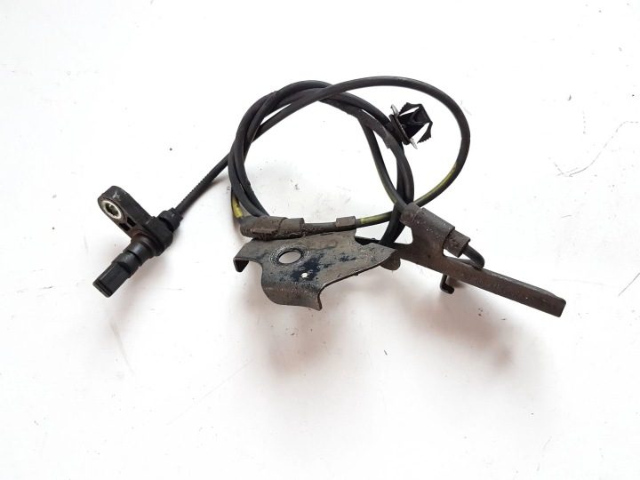 Датчик ABS передний правый TOYOTA PRIUS PLUS (_W4_) 8954212080 1.8L гибрид, фото 1
