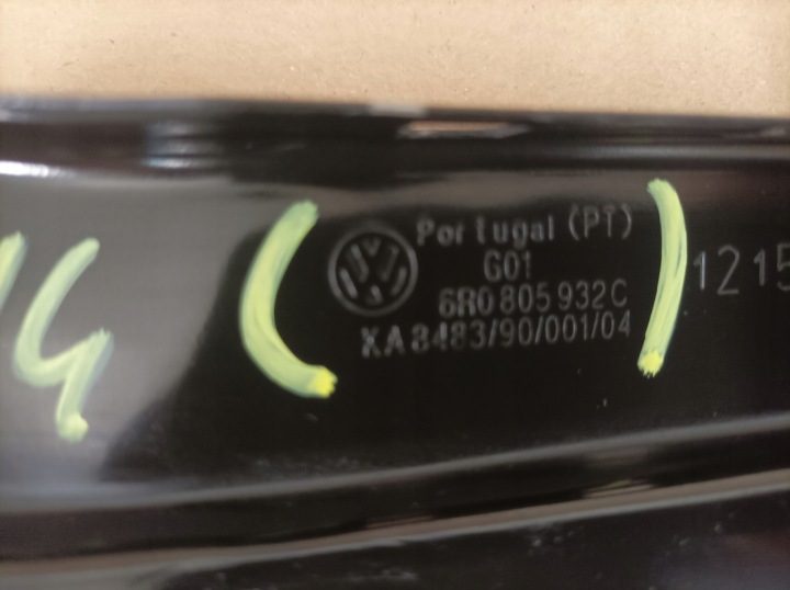 НАПРАВЛЯЮЩАЯ КРОНШТЕЙН ФАРЫ ПРАВЫЙ ПЕРЕДНИЙ VW POLO V 6R 6R0805932C, фото 2