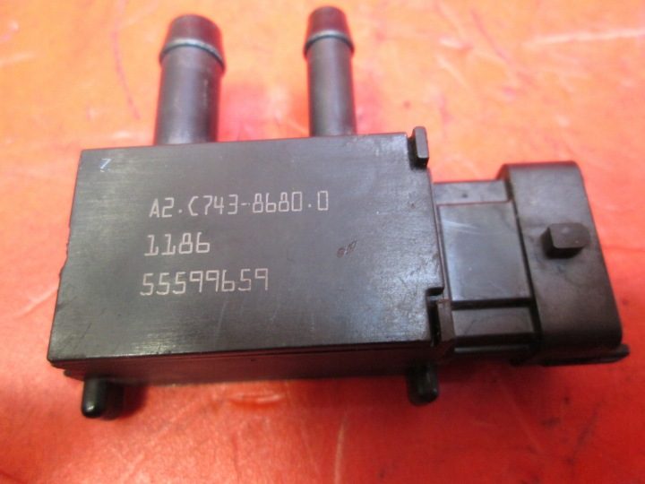 Датчик давления Fiat Alfa Opel Corsa 1.3 CDTI 1.6 CDTI 55599659 2016 г., фото 2