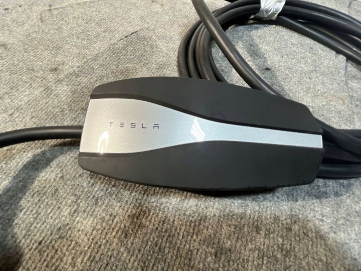 Зарядное устройство Tesla Model 3 2017- 1121254-00-G, фото 3