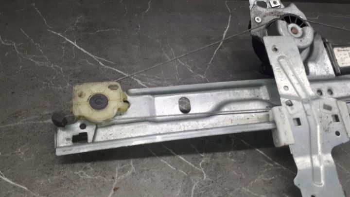 Стеклоподъемник Peugeot OE 9681182280, фото 8
