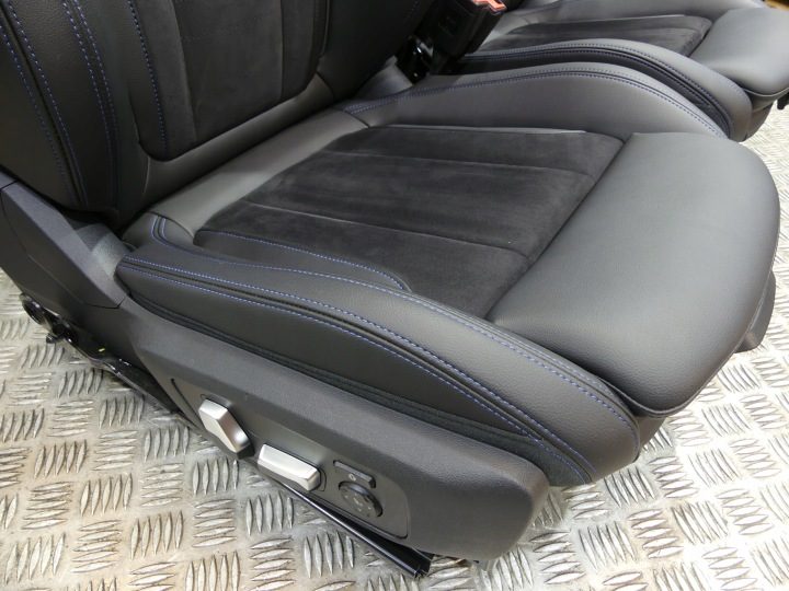 BMW 3 G20 SPORT ОБИВКА СИДЕНЬЯ С ПОДОГРЕВОМ ДИВАН ОБШИВКИ ТОННЕЛЬ ПОЛКА Алькантара, фото 10