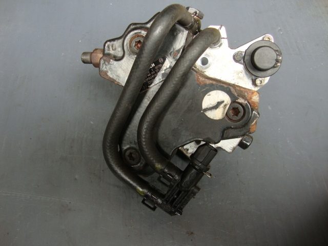 ТНВД KIA Ceed 1 I 2.0 CRDI 06- 0445010121 33100-27400, фото 1