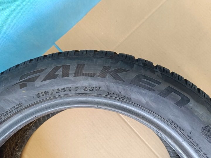 Шина зимняя Falken Eurowinter HS02 215/55R17 98 В сцепление на снегу, фото 4
