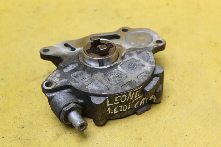 НАСОС ВАКУУМНЫЙ 03L145100G FABIA LEON II 1.6 TDI, фото 1