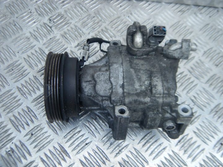 TOYOTA COROLLA E12 компрессор кондиционера, фото 1