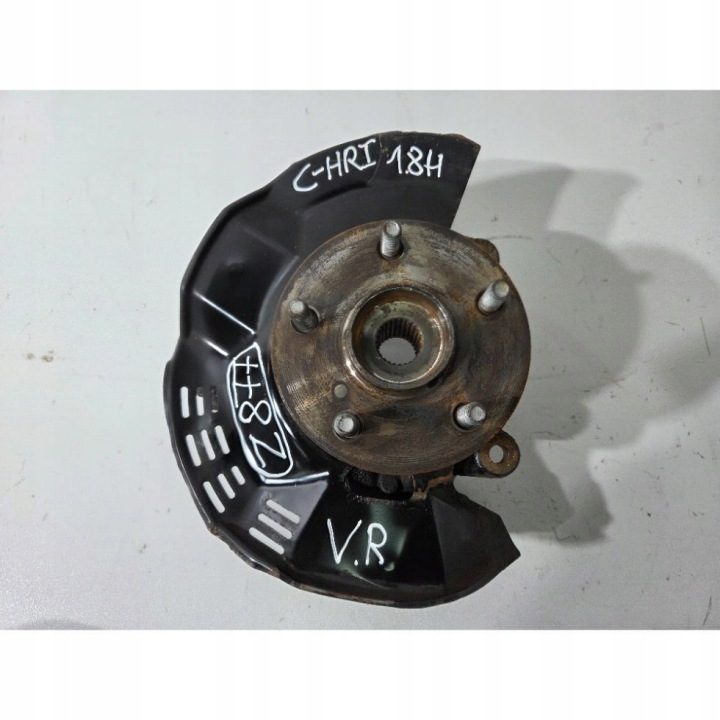 Toyota C-HR I 1,8H 2,0H Поворотный кулак передний правый 43211F4010 (Z850), фото 1