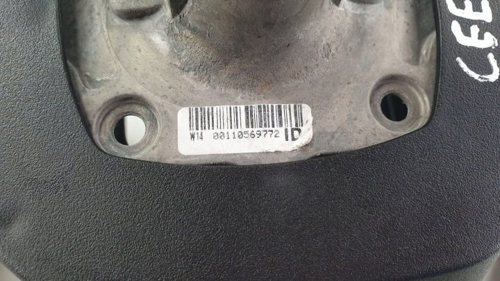 KIA Ceed I 11 г. рестайлинг Руль кожаный, фото 4