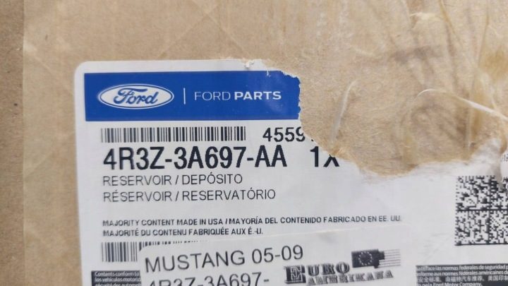2005-09 Ford Mustang OEM Бак насоса гидроусилителя рулевого управления, фото 4