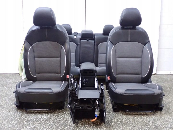 КОМПЛЕКТ СИДЕНИЙ ЕВРОПА ПОЛУКОЖА ОРИГИНАЛ 4X ОБШИВКА KIA NIRO E-NIRO 22 г., фото 1
