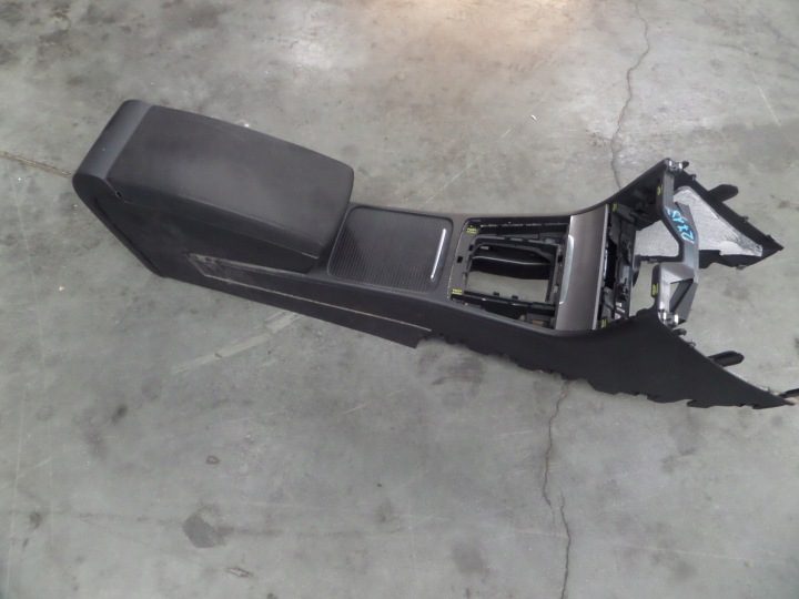 ЦЕНТРАЛЬНЫЙ ТОННЕЛЬ ПОДЛОКОТНИК VW PASSAT B7 3AA (Коричневый) 3C0863319AP, фото 2