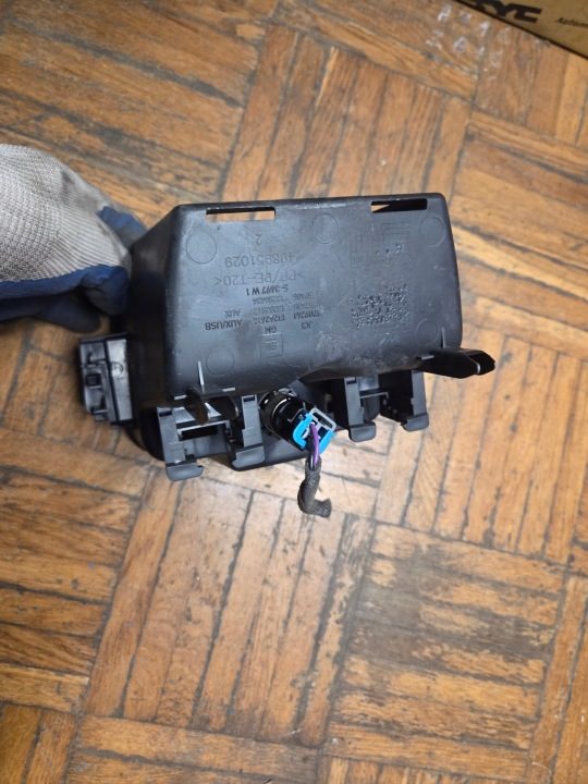 ПРИКУРИВАТЕЛЬ ГНЕЗДО ВХОД AUX USB OPEL ASTRA J IV 13262614, фото 3