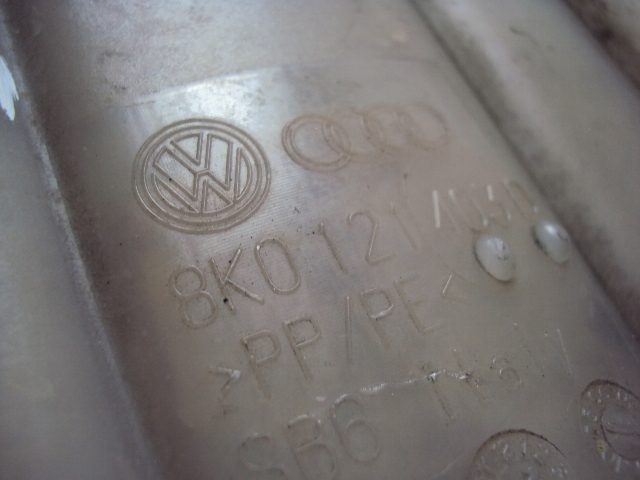 Audi OE 8K0121403D расширительный бачок, охлаждающая жидкость, фото 3