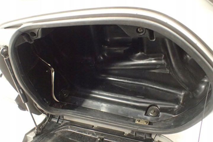 Honda GL 1800 Goldwing 01-05 Кофр [P] боковой бардачок В сборе, фото 15