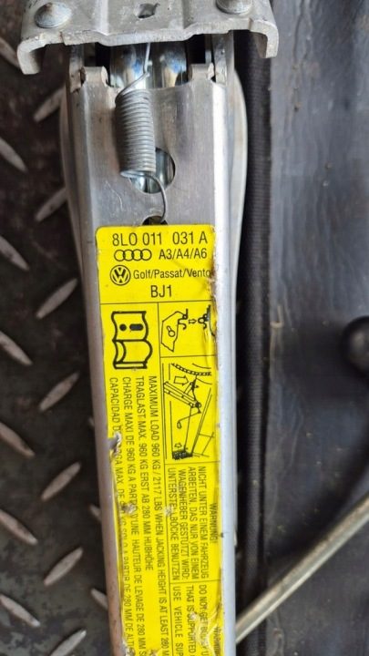 ДОМКРАТ Audi Seat VW Skoda 8L0011031A, фото 2
