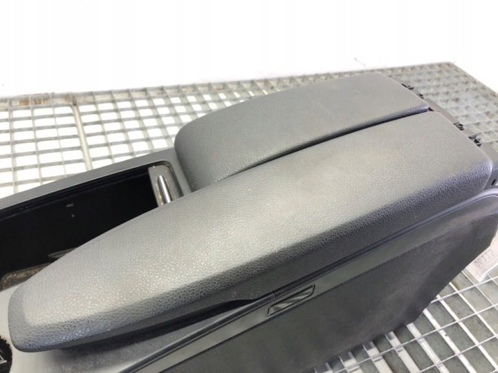 ЦЕНТРАЛЬНЫЙ ТОННЕЛЬ MERCEDES W204 Универсал 07-15 A2046800050, фото 4