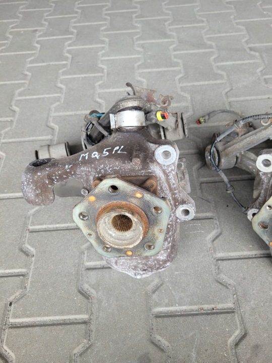 Поворотный кулак передний левый правый Maserati Quattroporte V 4.2 V8 M139, фото 3