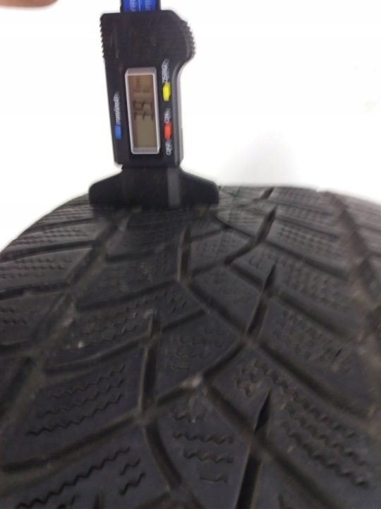 1x 215/55/17 215/55R17 Goodyear Ultra Grip Performance +, фото 3
