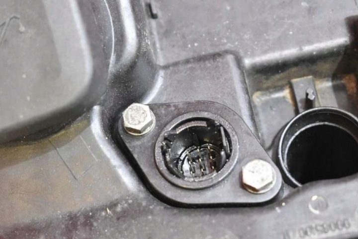 Двигатель без навесного бензиновый N42B20O0 BMW E46 2.0i 143 л.с. 01-06 компрессия, фото 8