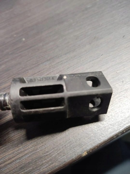 Задний Фонарей Connector для AUDI A4 (8K2, B8) 8E0945246A 1.97L дизель 105 кВт 2011, фото 3