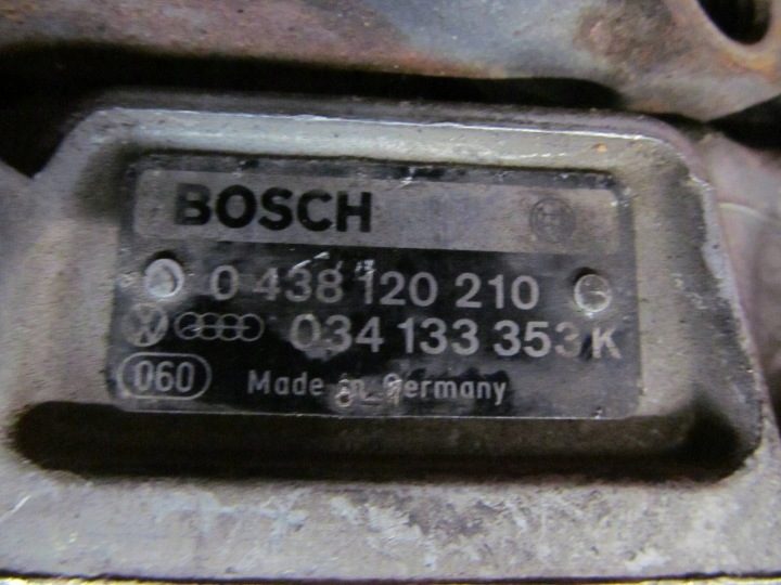 Audi 90 2.0 бензин топливная рампа 0438100151 034133353K 0438120210, фото 4