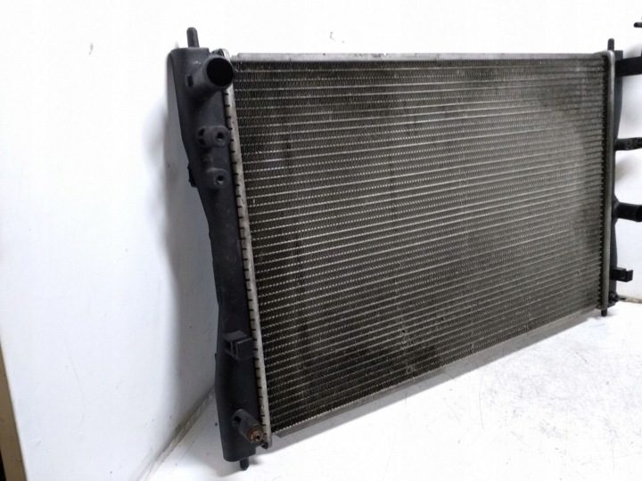 Радиатор охлаждения MITSUBISHI COLT VI (Z3_A, Z2_A) PA66GF30 1.3L бензин 70 кВт, фото 2
