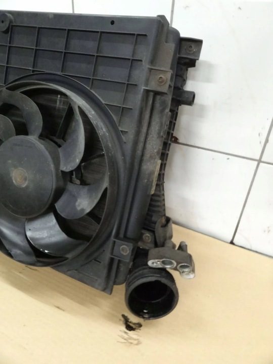 SEAT LEON II 2006 2.0 TDI ВЕНТИЛЯТОР РАДИАТОРЫ ВОДЫ КОНДИЦИОНЕРА 1K0121207T, фото 5