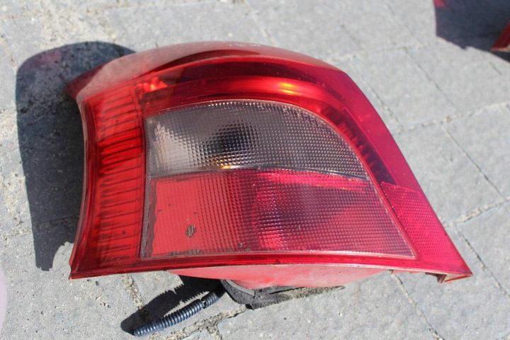 ФОНАРЬ ЛЕВЫЙ ЗАДНИЙ TOYOTA YARIS II 05-08r ЕВРОПА, фото 2