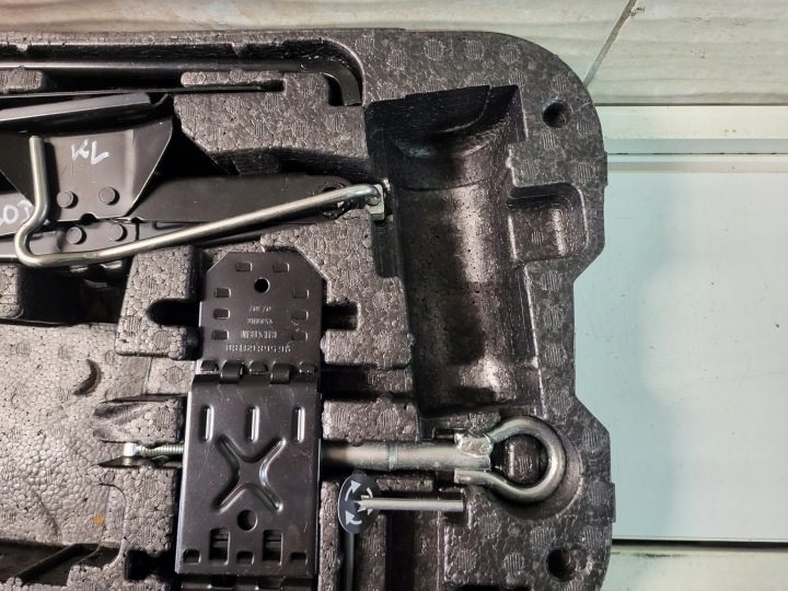 Домкрат ключ буксировочный крюк Citroen C4 Picasso I 9681017280, фото 2