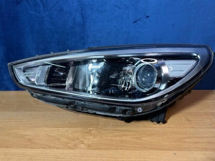 Фара Hyundai i30 III левая передняя Европа, фото 1