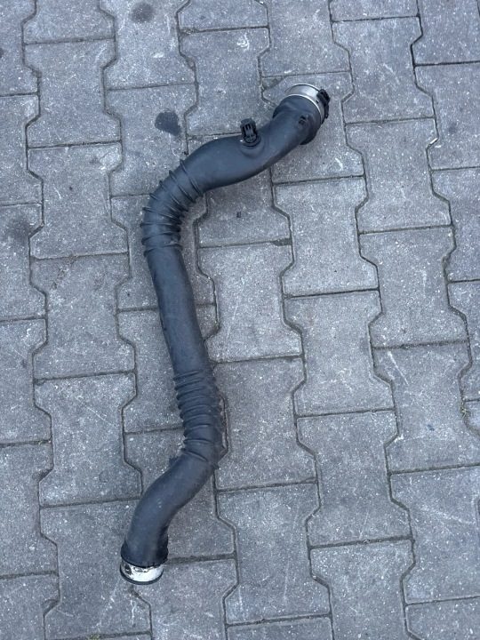 BMW E87 E90 E84 X1 N47 2.0D ПАТРУБОК ИНТЕРКУЛЕРА 7797483, фото 1