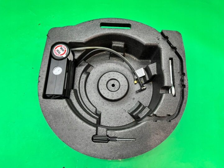 ВКЛАДЫШ ЗАПАСНОГО КОЛЕСА ПЕНОПЛАСТ ПРОУШИНА КРЮК BOSE 50513278 ALFA ROMEO MITO 08-, фото 1